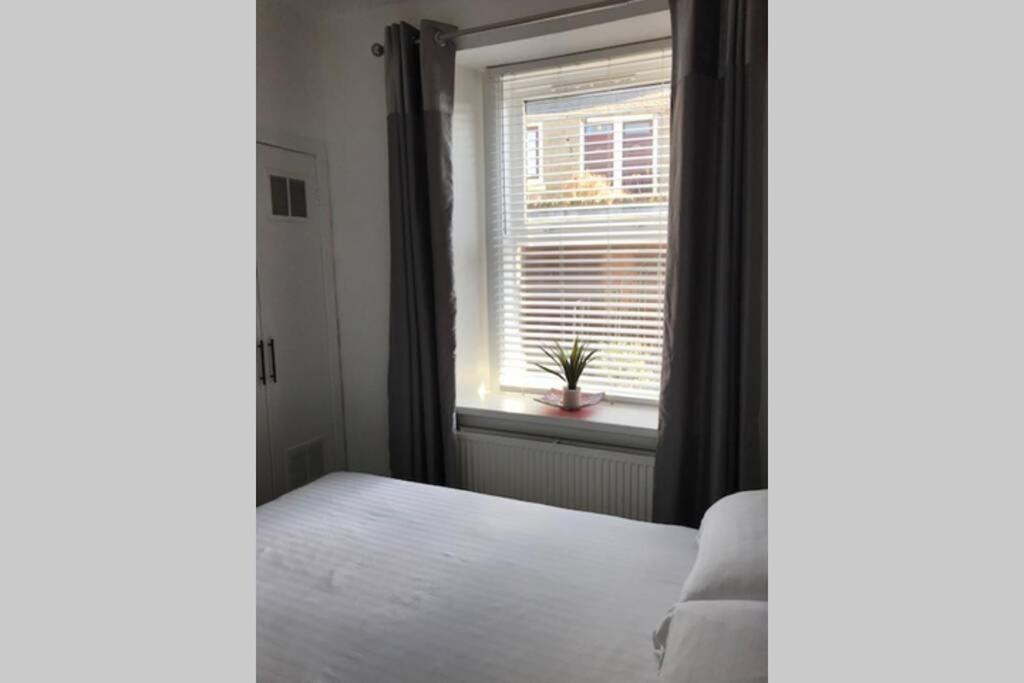 The Colours Riverside Apartment With Garden Broughty Ferry Buitenkant foto